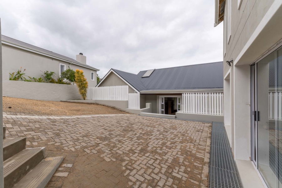 4 Bedroom Property for Sale in Hunters Home Western Cape